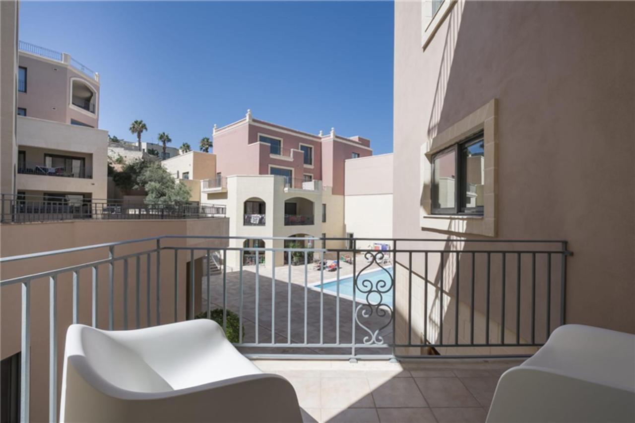 מליאהה Lux Seaview & Pool-Hosted By Sweetstay מראה חיצוני תמונה