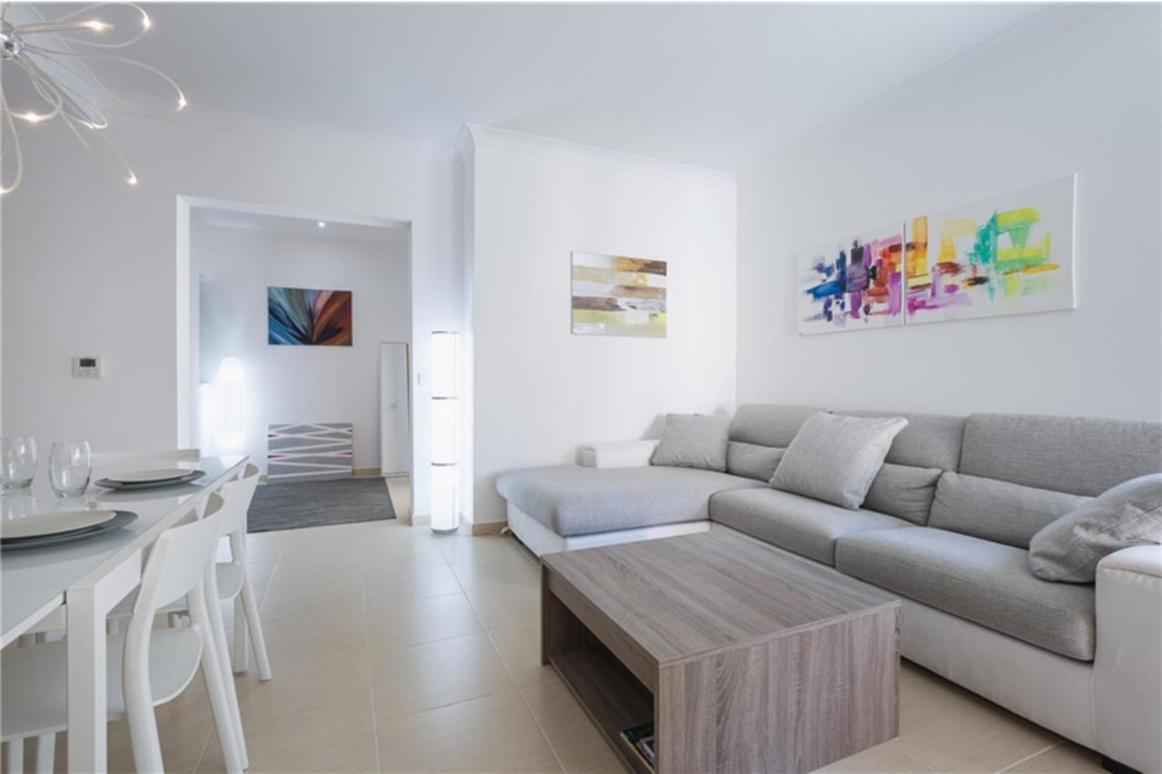 מליאהה Lux Seaview & Pool-Hosted By Sweetstay מראה חיצוני תמונה